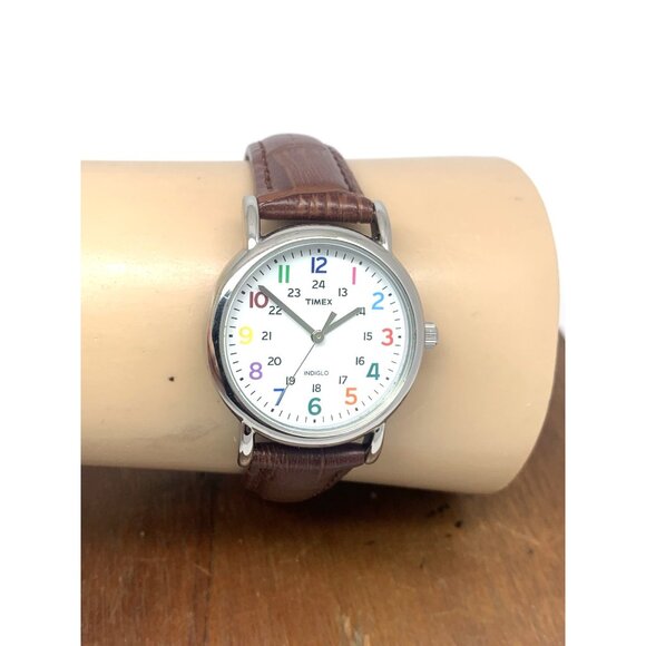 Timex Women's Watch T2N837 Indiglo Quartz White Dial Brown Leather Strap 31mm - Picture 11 of 14
